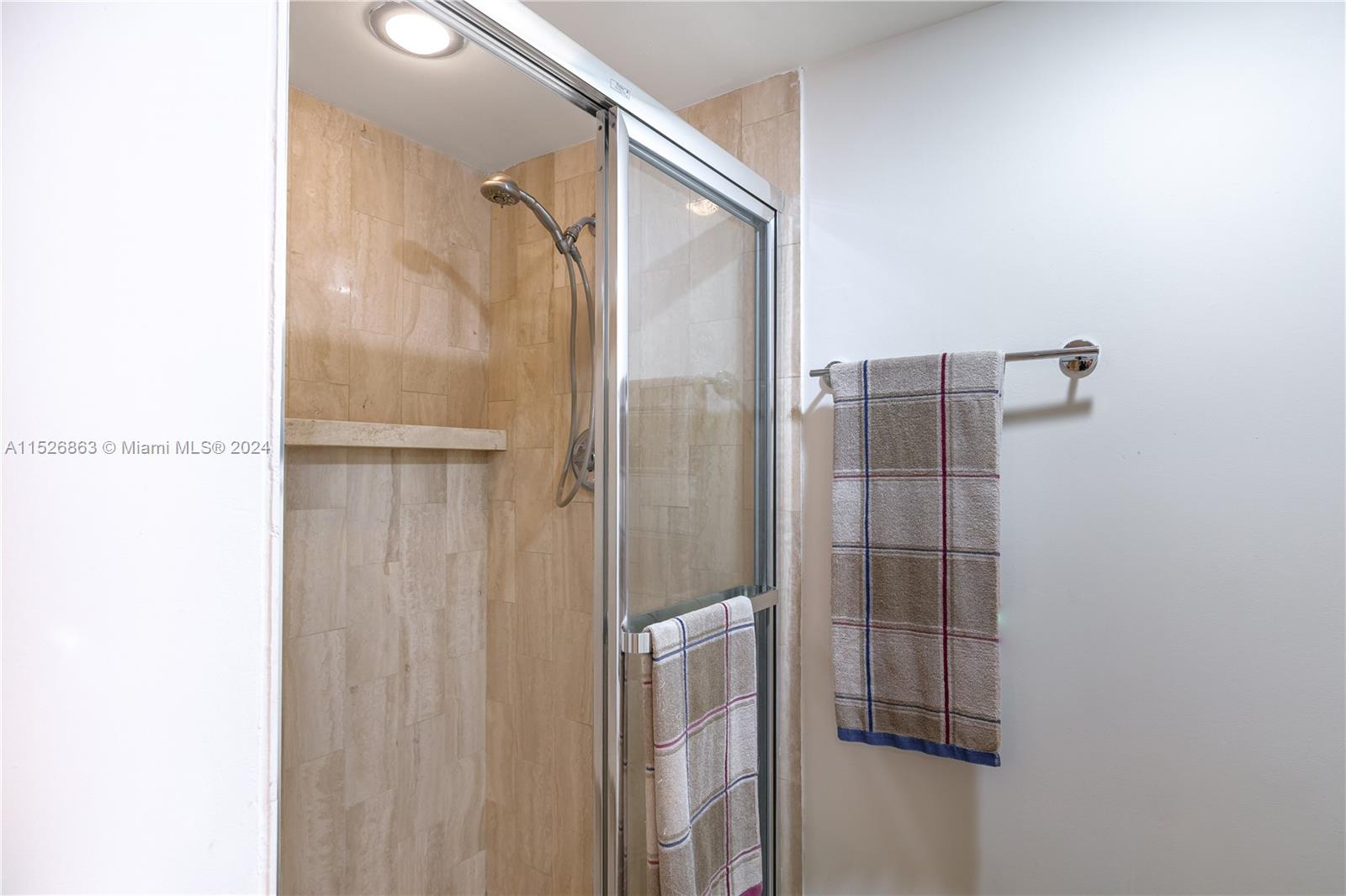 20191 E Country Club Dr # 1106