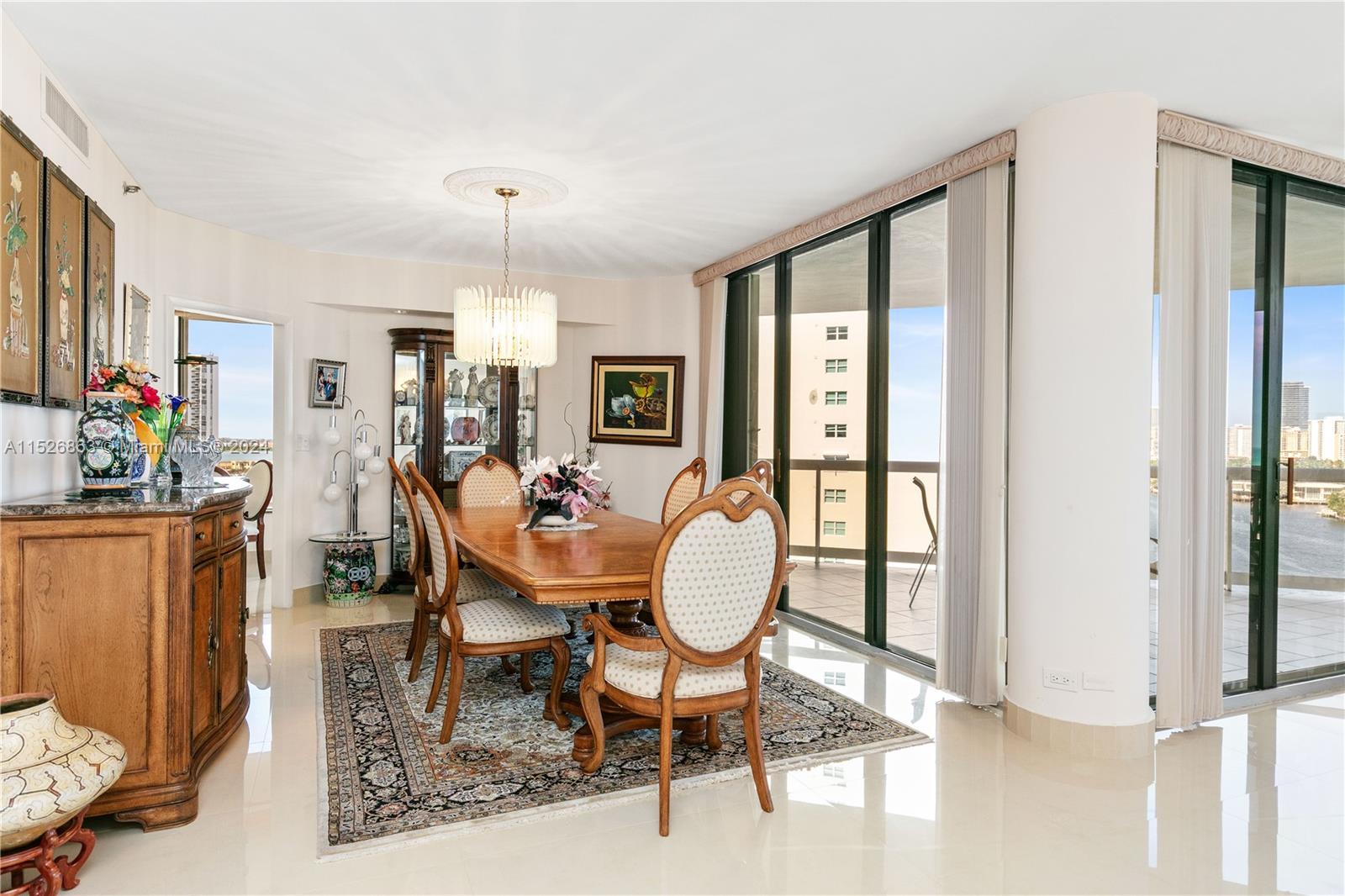 20191 E Country Club Dr # 1106