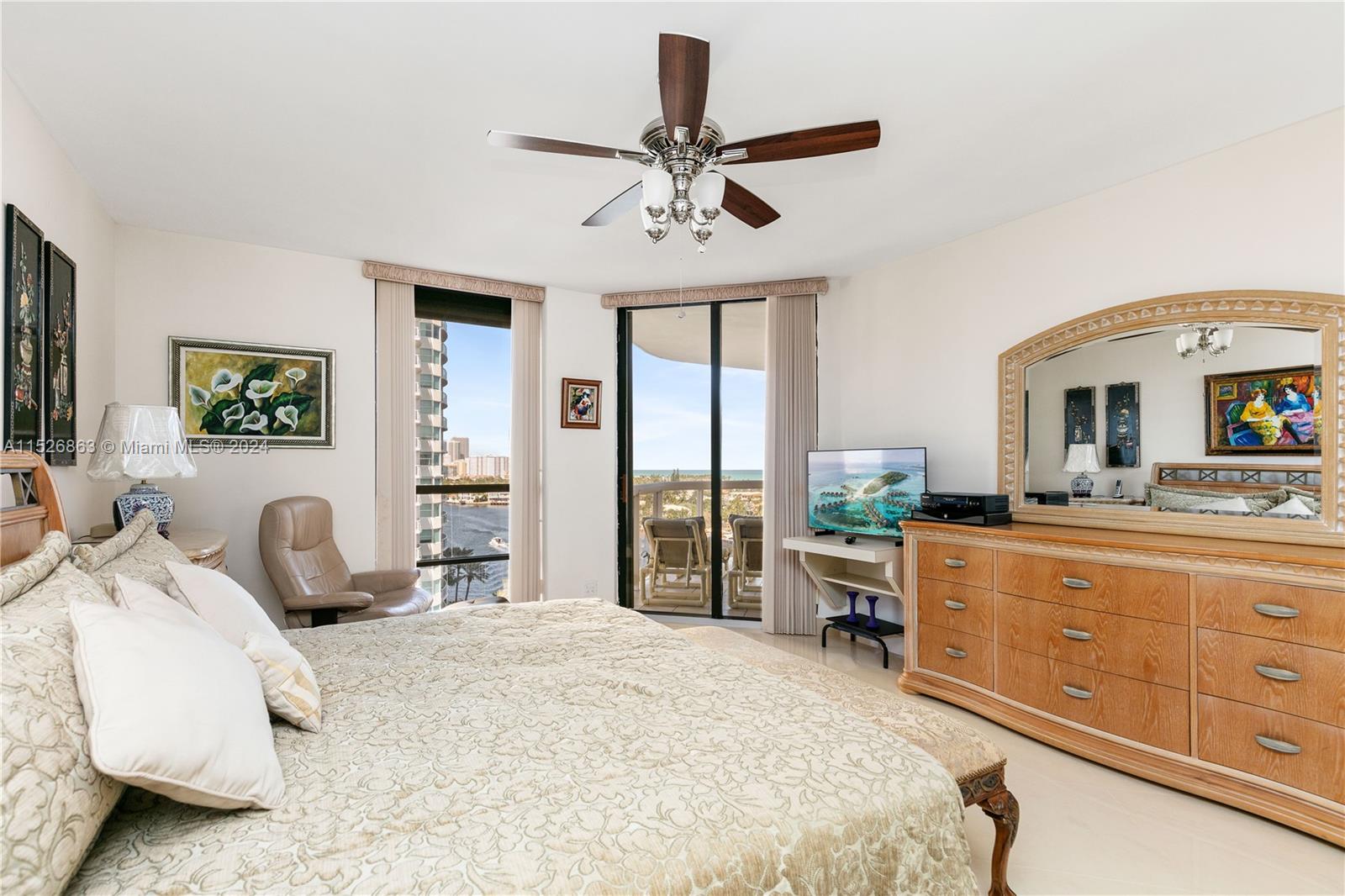 20191 E Country Club Dr # 1106