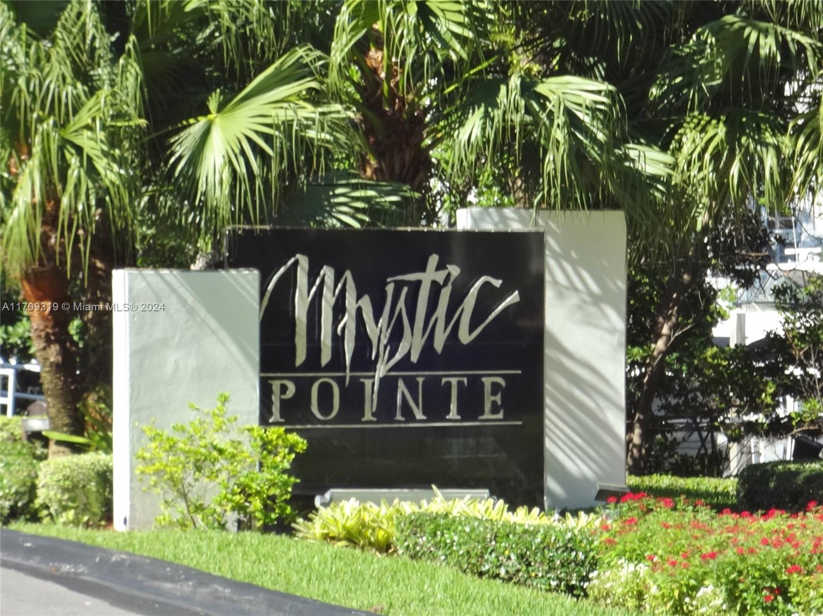 3575 Mystic Pointe Dr, Slip 37