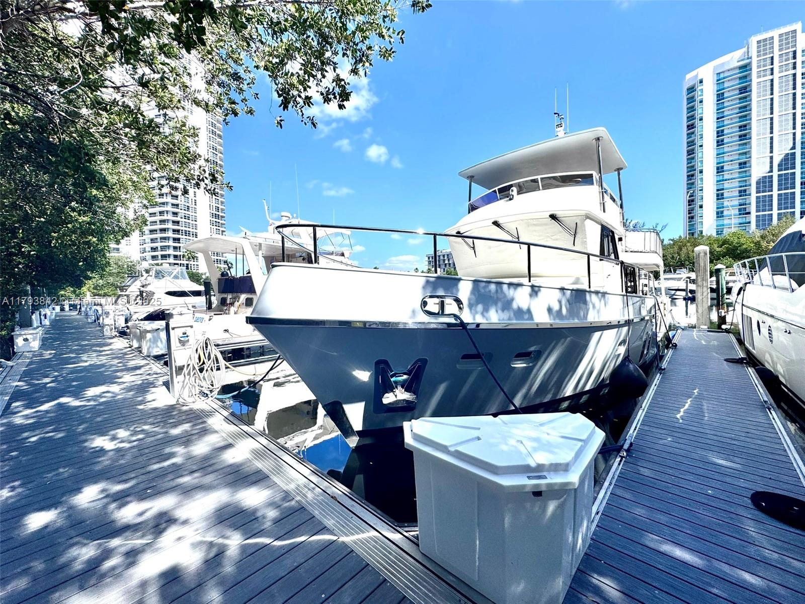 3575 Mystic Pointe Dr. Slip 99