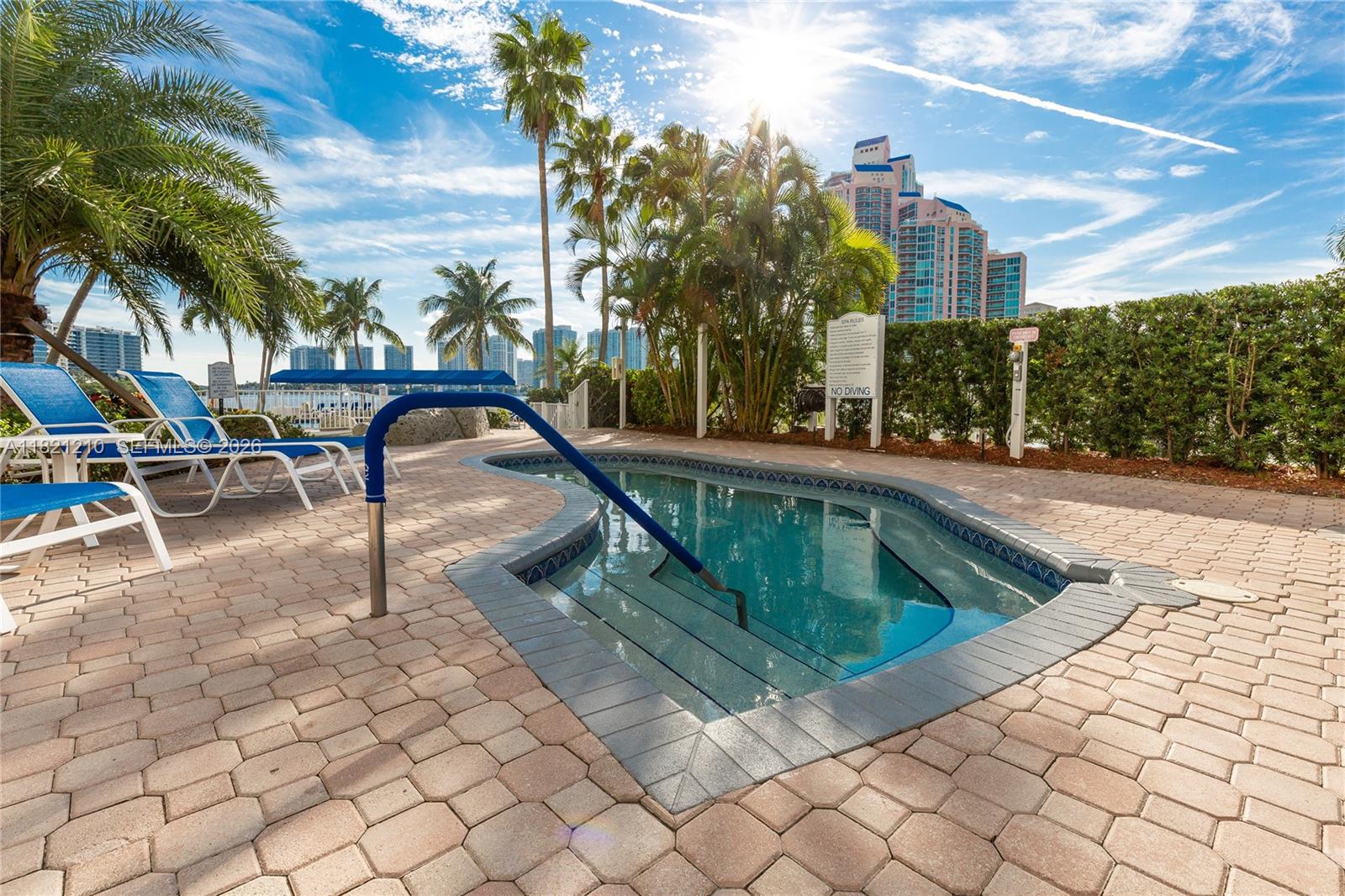 3530 Mystic Pointe Dr # 2108