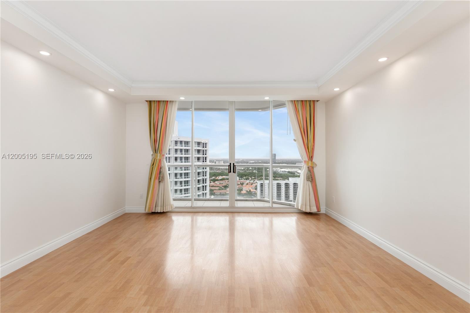 21150 Point PL # 2902 Unit: LPH 2902