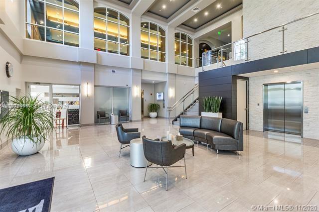 21150 Point PL # 2902 Unit: LPH 2902