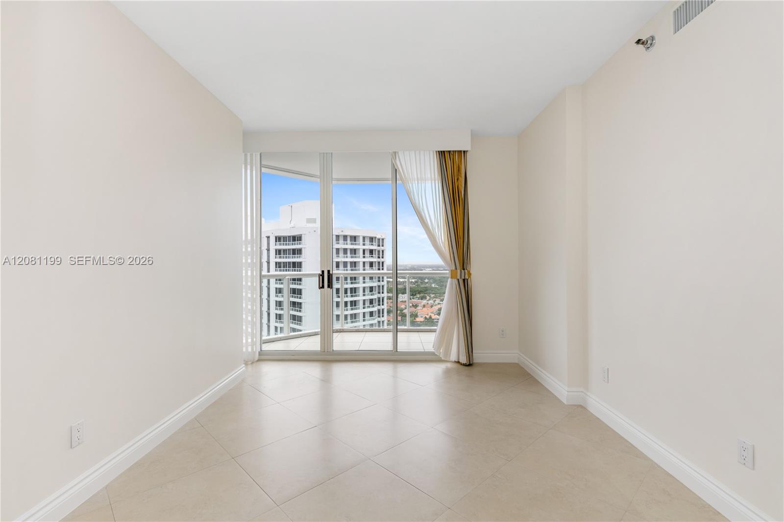21150 Point PL # 2902 Unit: LPH 2902