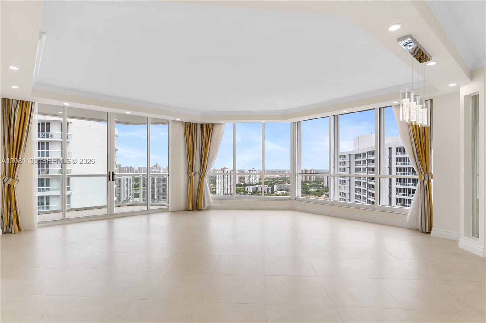 21150 Point PL # 2902 Unit: LPH 2902