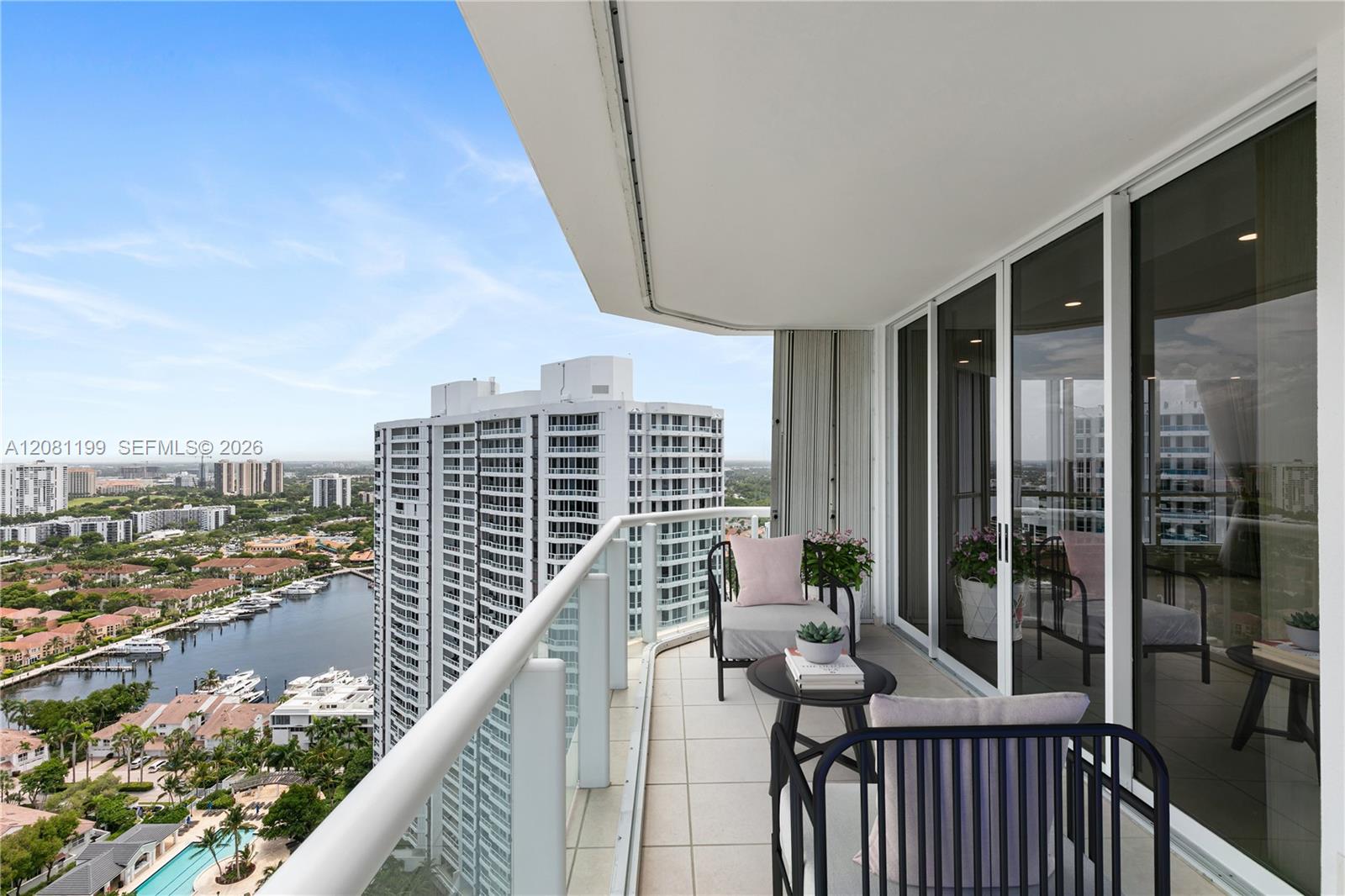 21150 Point PL # 2902 Unit: LPH 2902