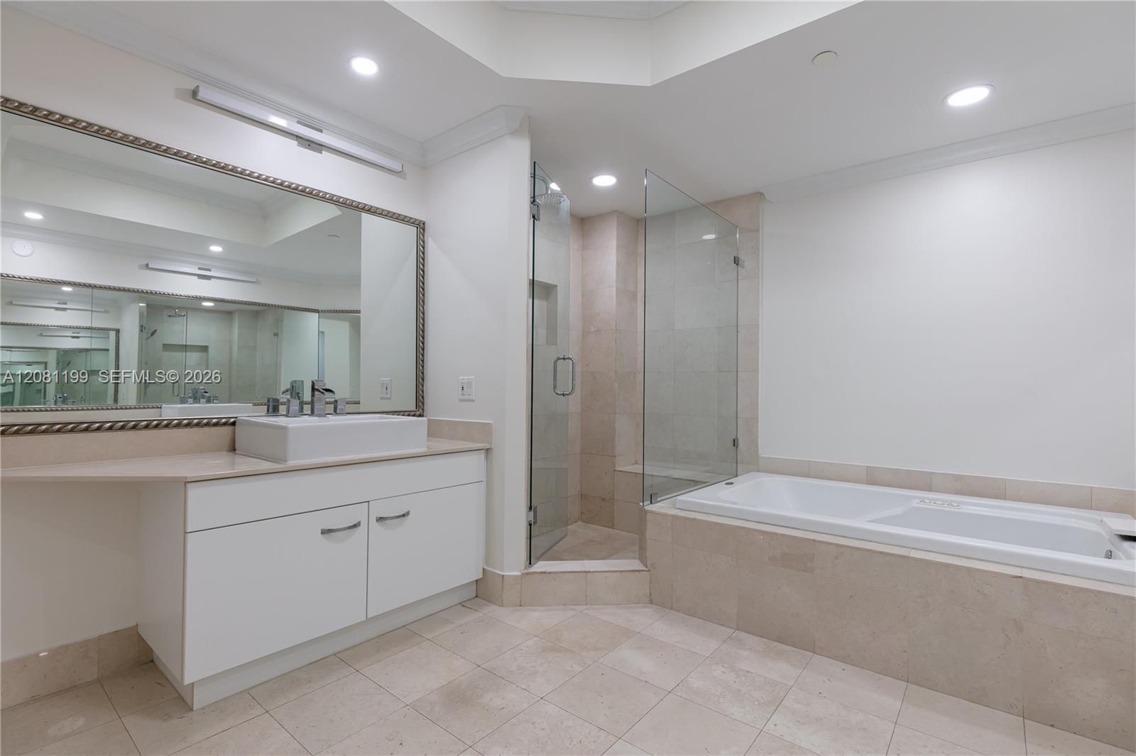 21150 Point PL # 2902 Unit: LPH 2902