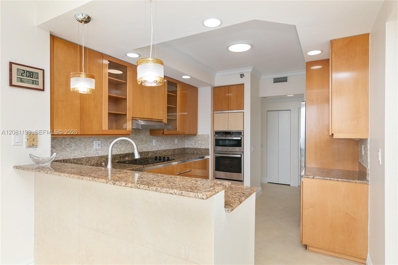 21150 Point PL # 2902 Unit: LPH 2902
