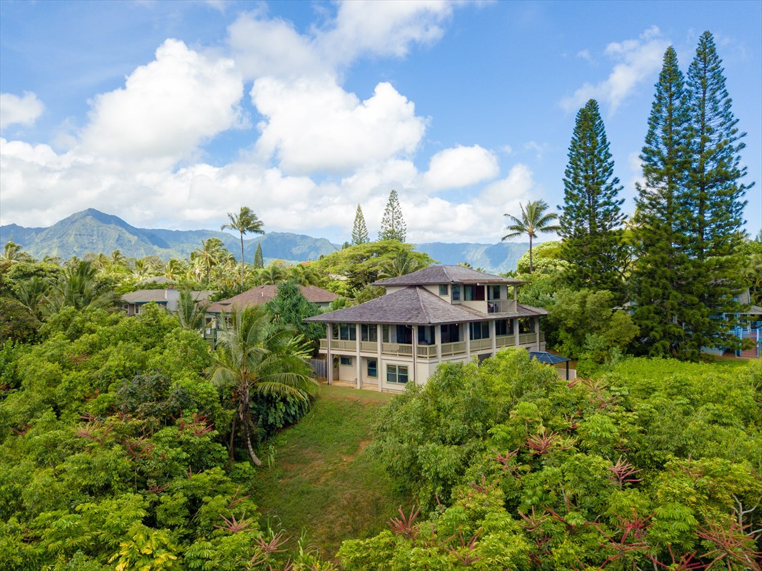 3679 KAWEONUI RD