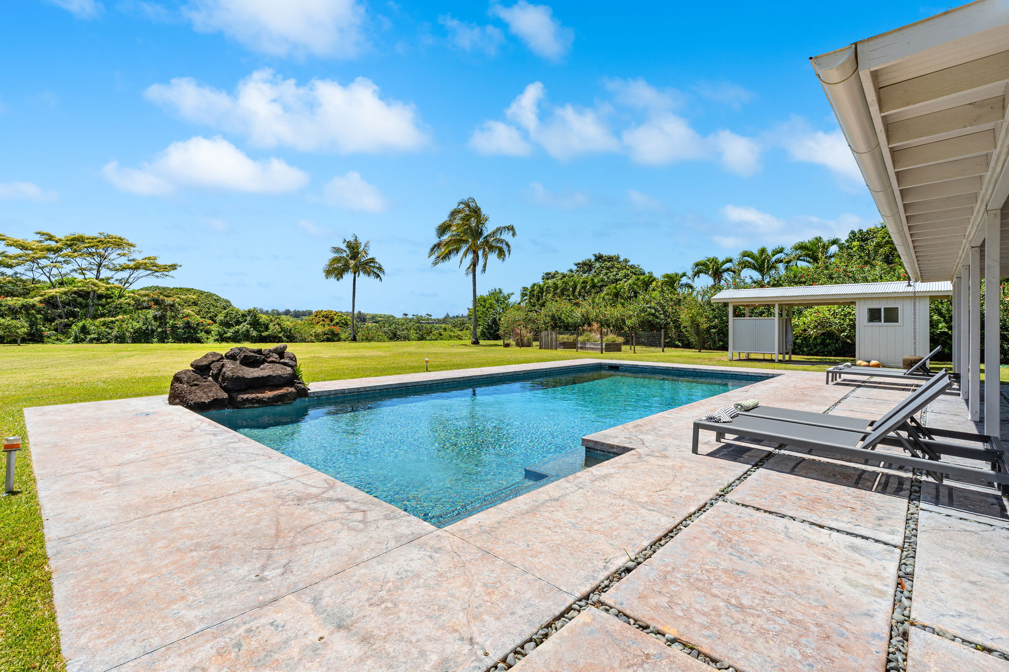 4316-C KAHILI MAKAI ST B