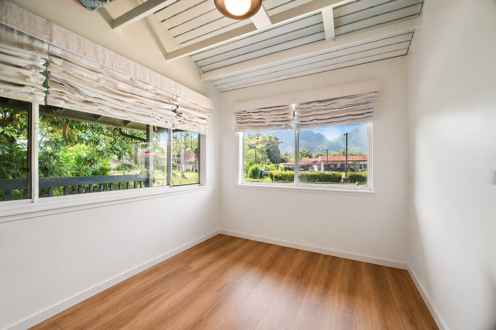 5-5412 KUHIO HWY
