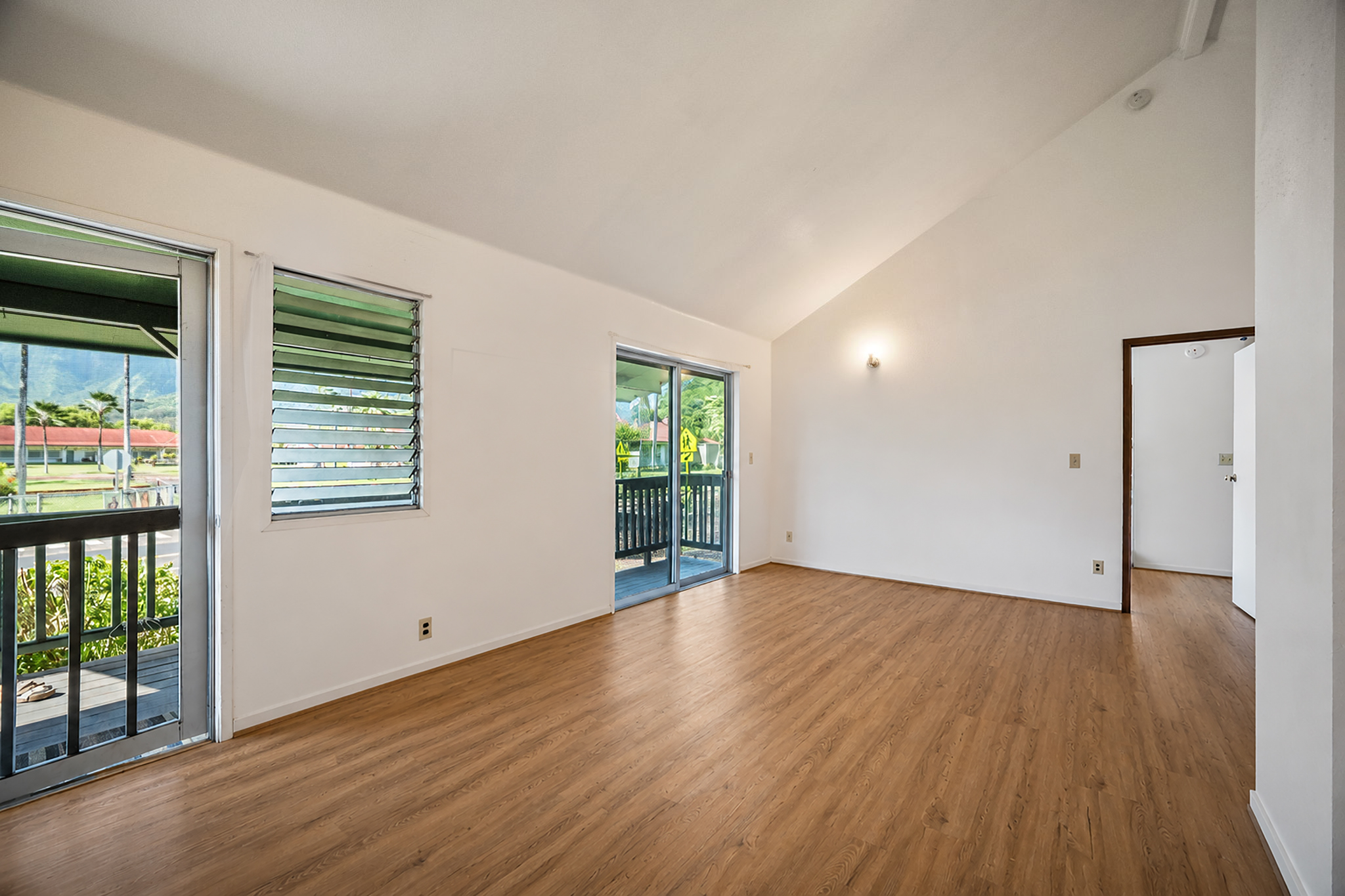 5-5412 KUHIO HWY