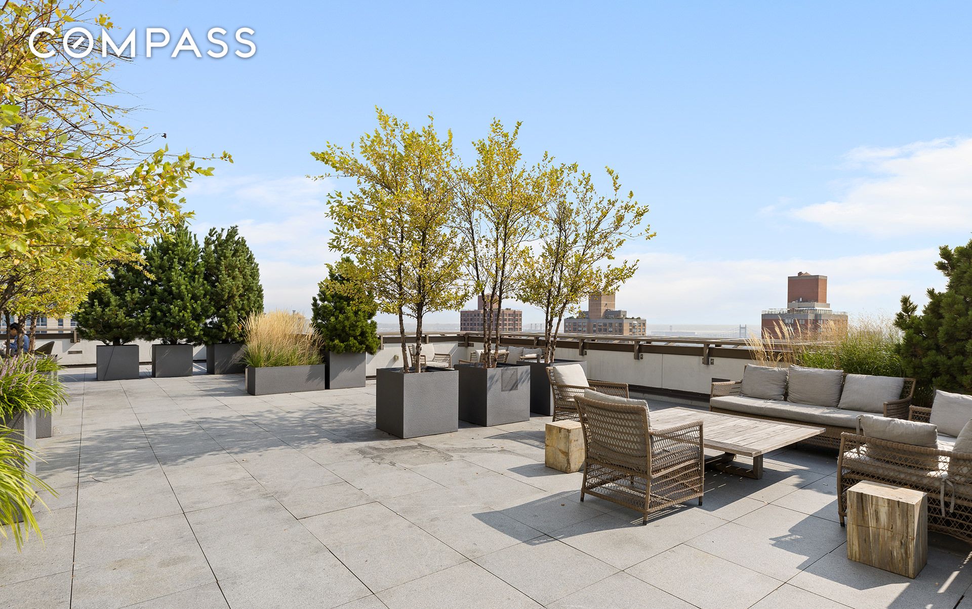 389 E 89th Street 20C