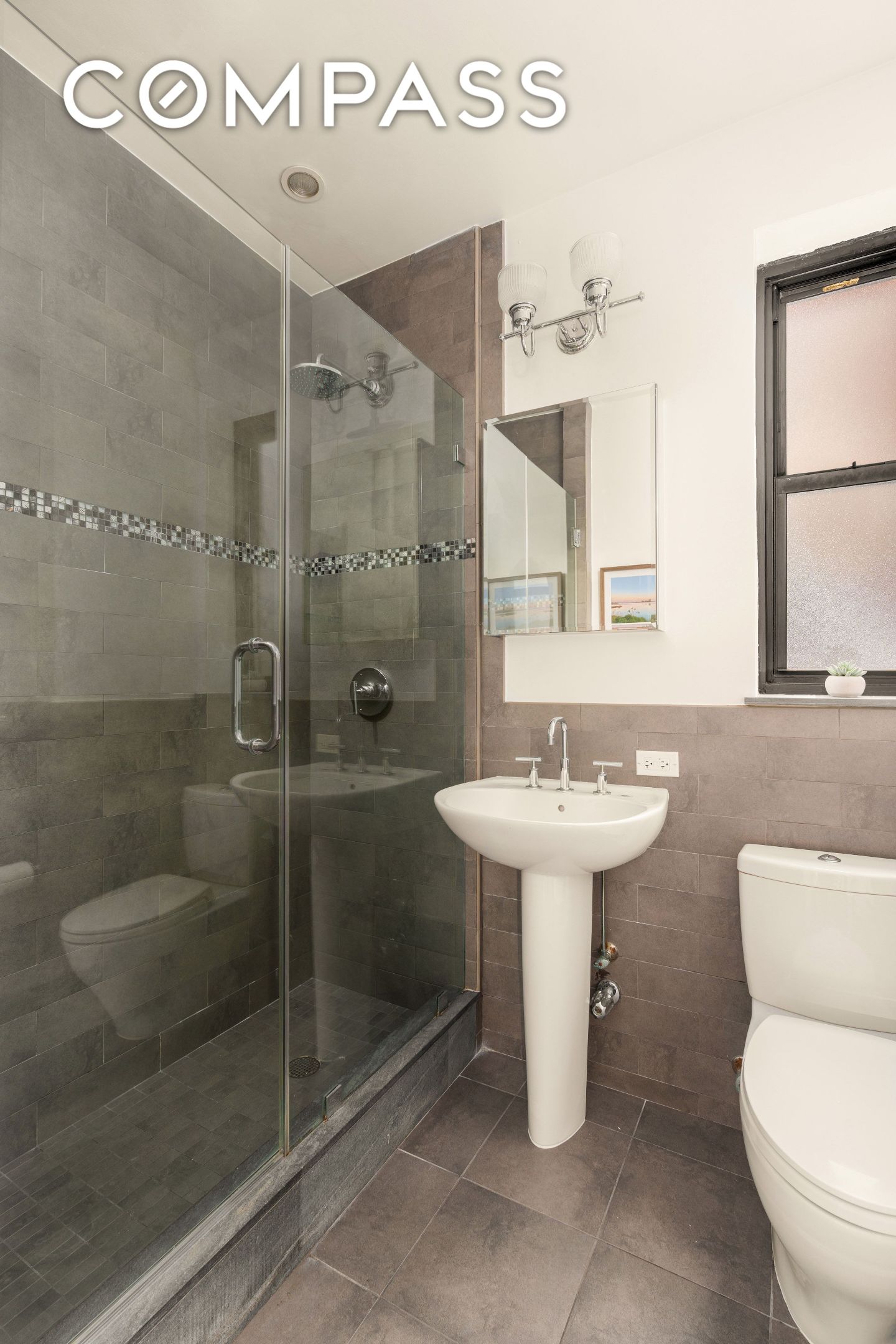 225 E 74th Street 3M