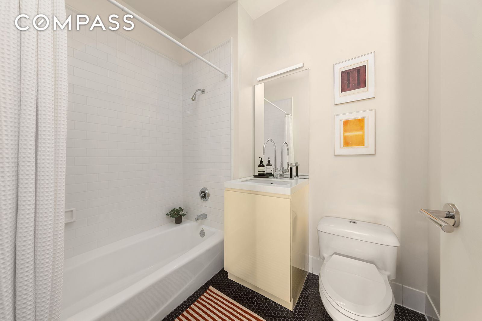 252 7th Avenue 14G