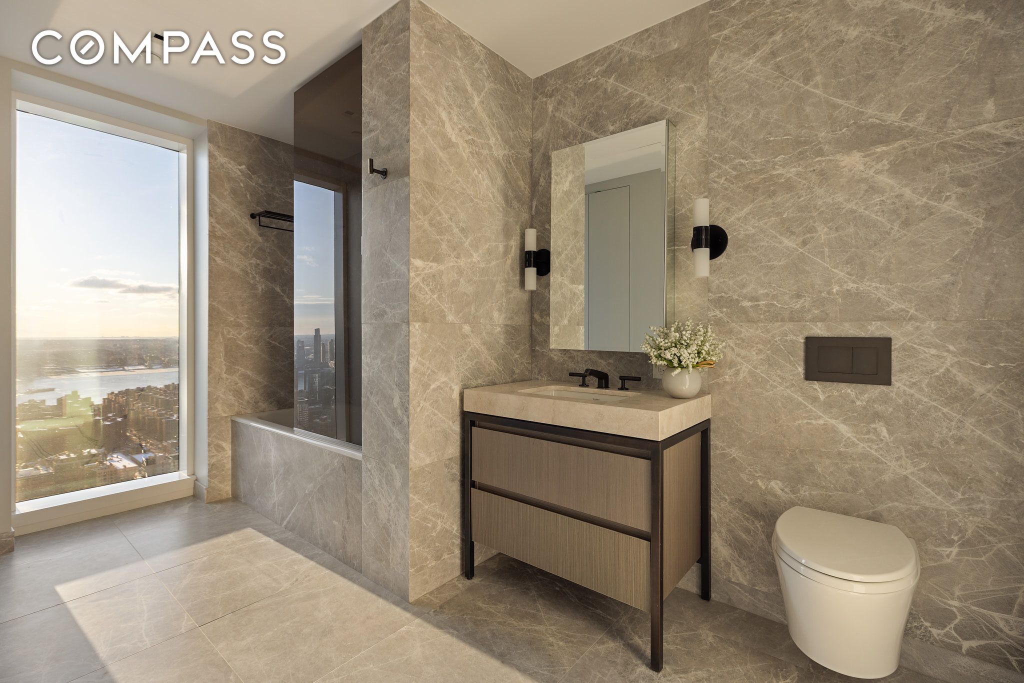 45 E 22nd Street 52/53B