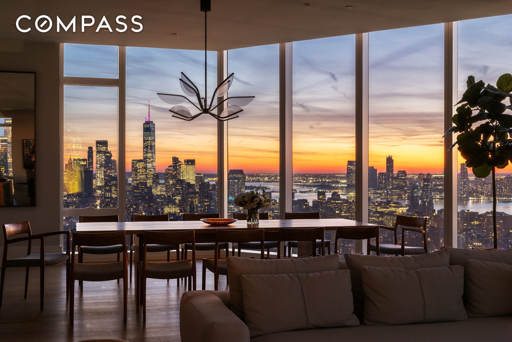 45 E 22nd Street 52/53B