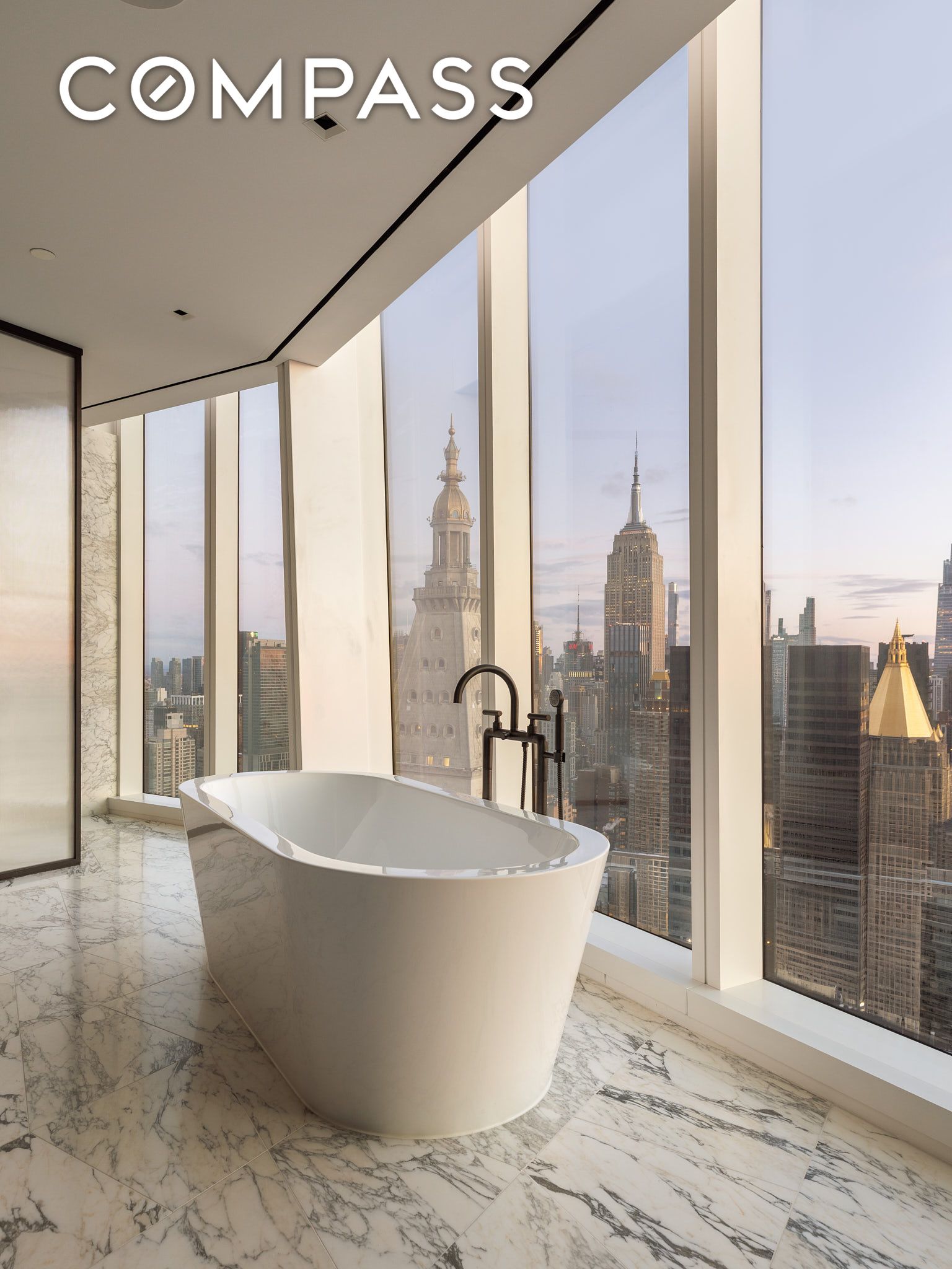 45 E 22nd Street 52/53B