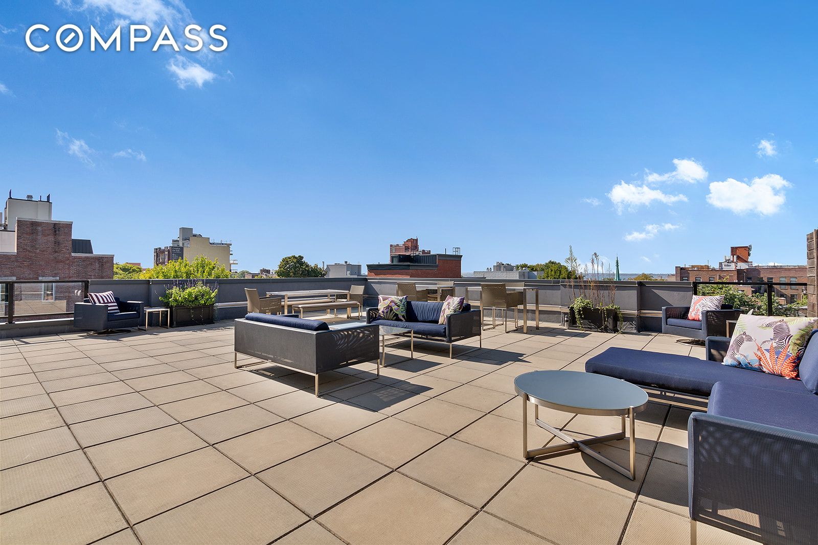 695 6th Avenue 2L