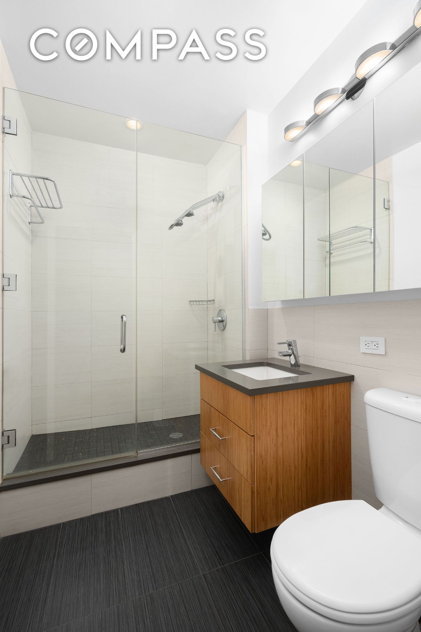 99 John Street 922