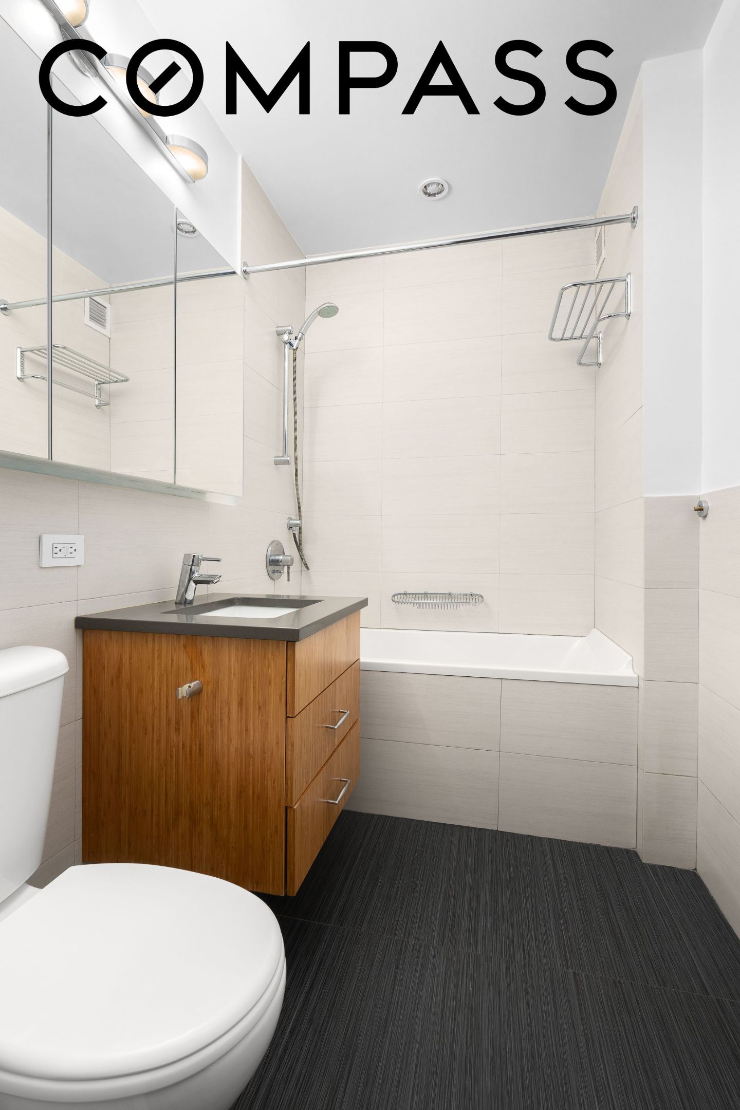 99 John Street 922