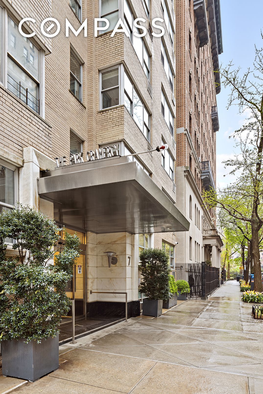 7 Lexington Avenue 9F