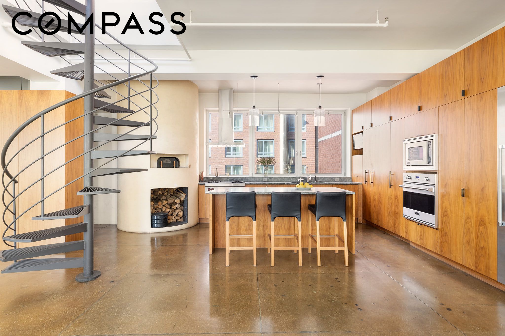 347 W 39th Street PHNE