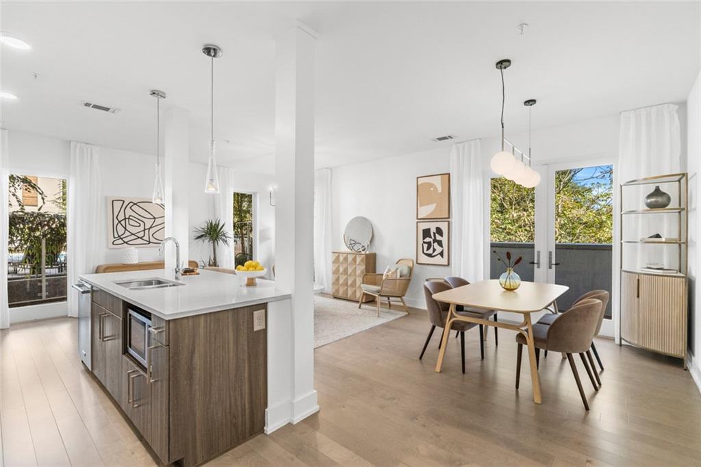 775 Juniper Street NE Unit 220