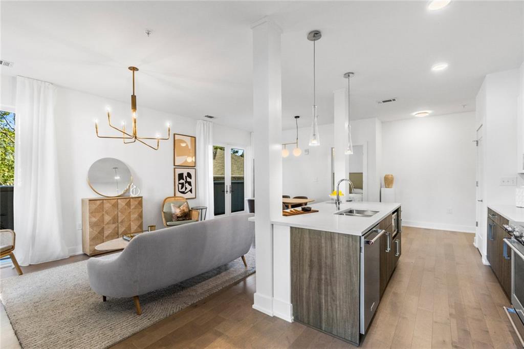 775 Juniper Street NE Unit 220