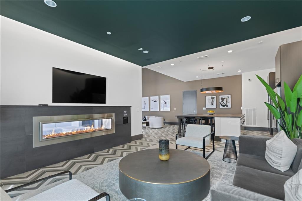 775 Juniper Street NE Unit 413