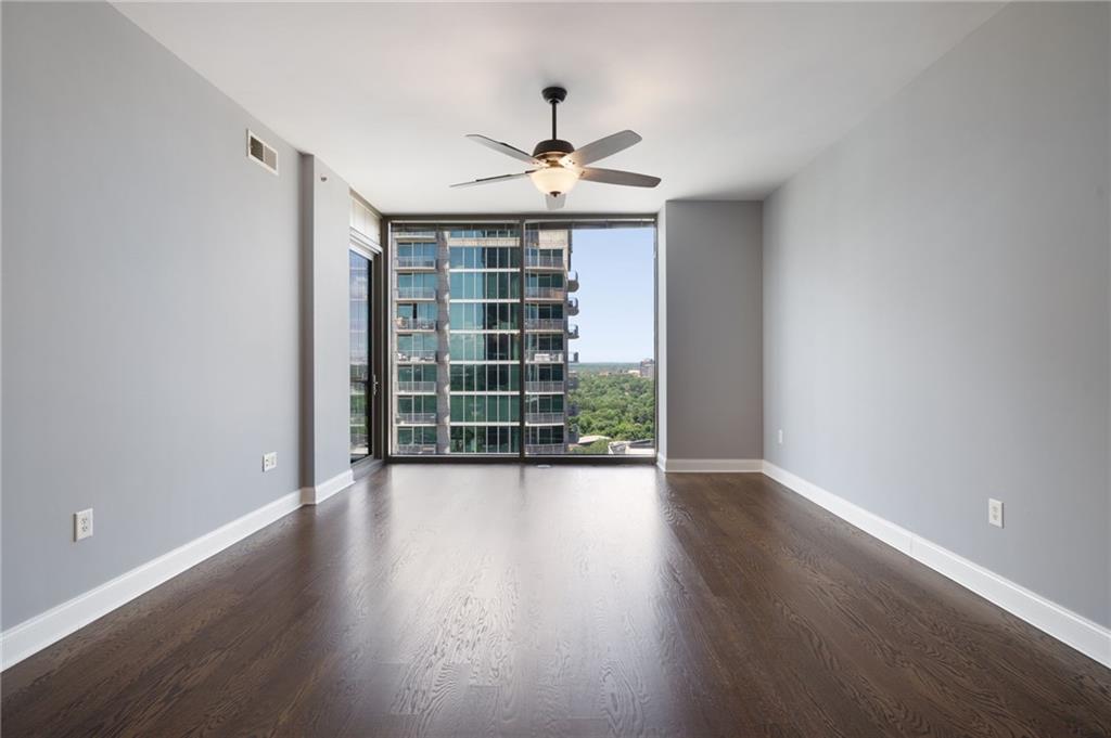 270 17th Street NW Unit 2210