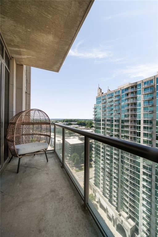 270 17th Street NW Unit 2210