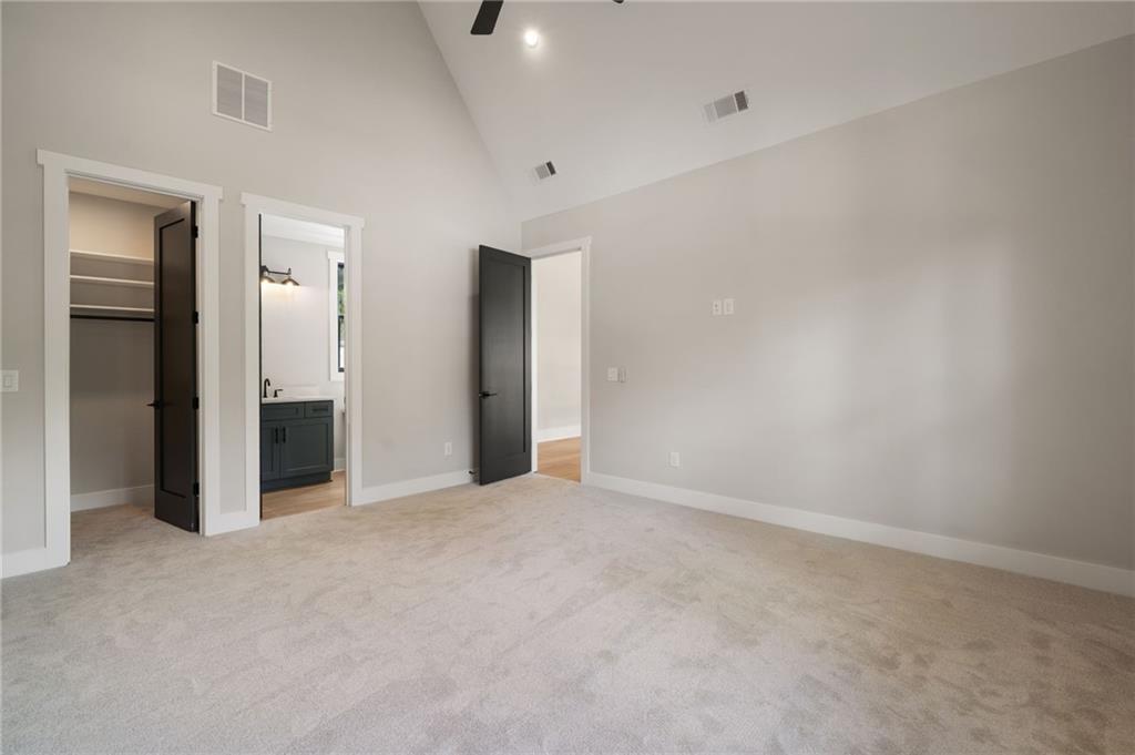 4091 Oak Forest Drive NE