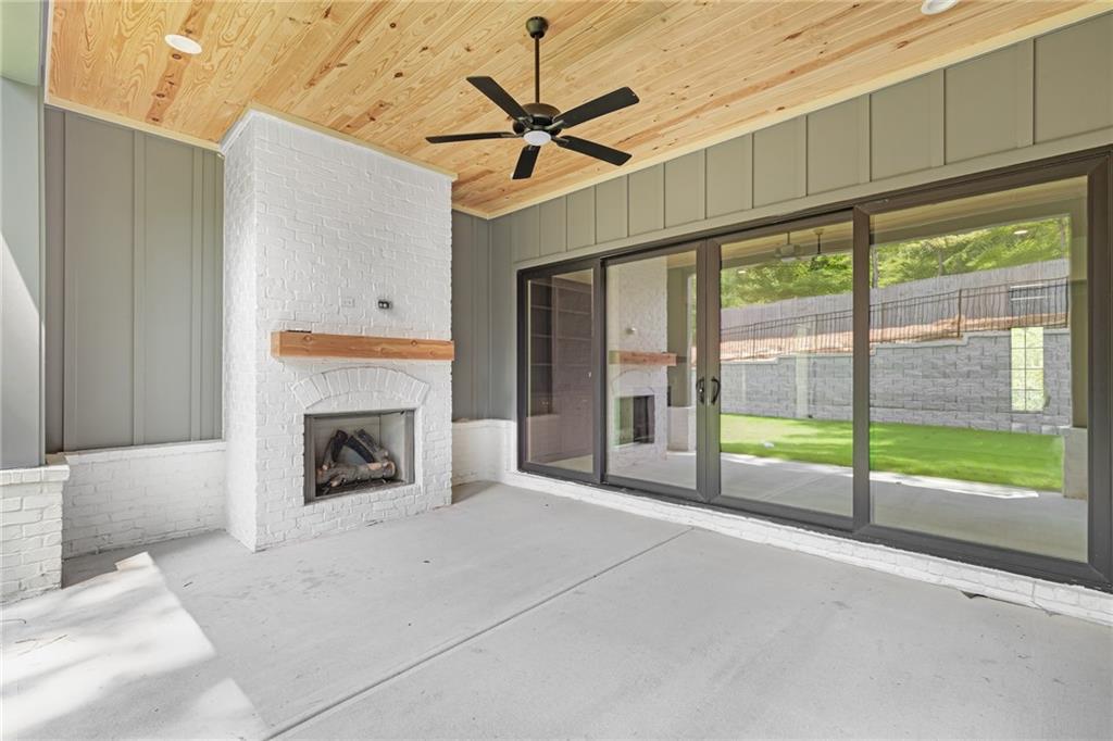3906 Town Farms Drive