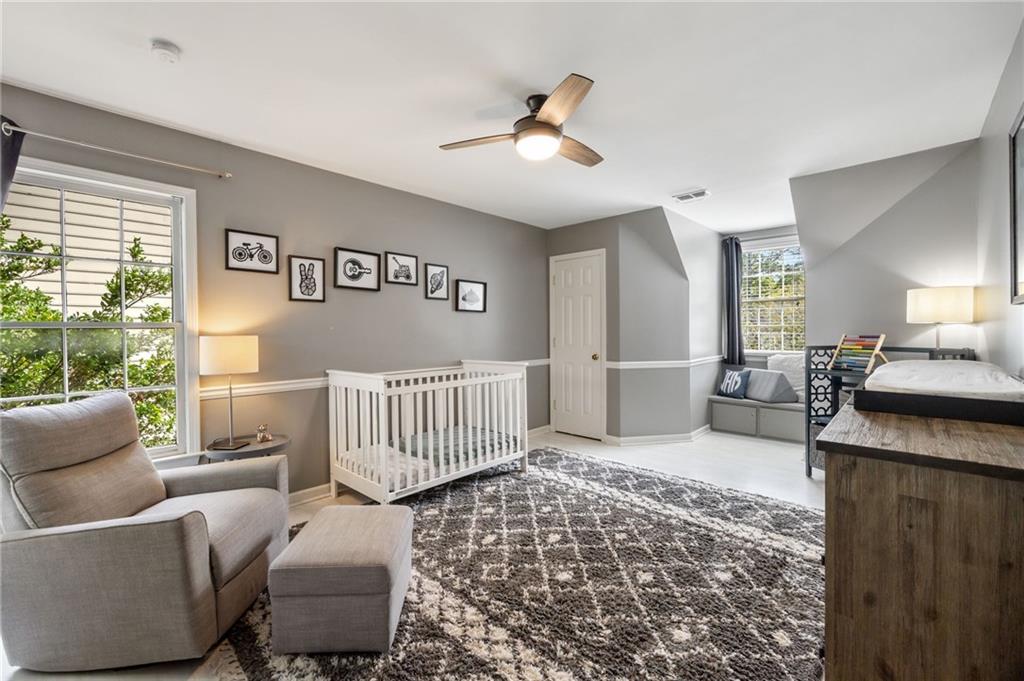 1094 Club Trace NE