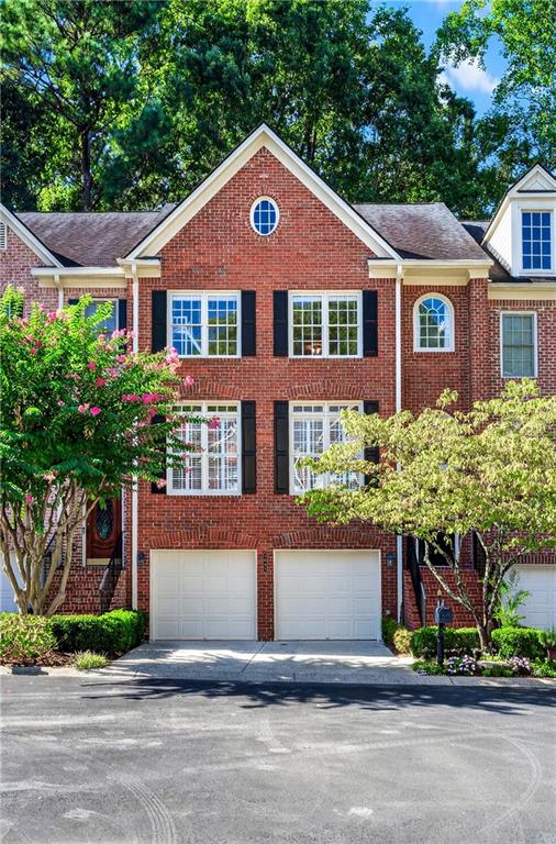 4045 Ivey Gate