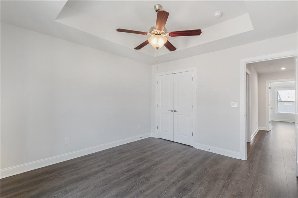 1387 Live Oak Lane