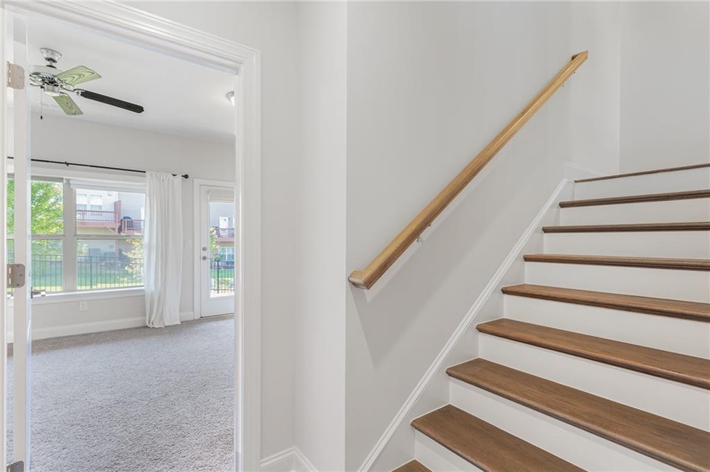 1387 Live Oak Lane