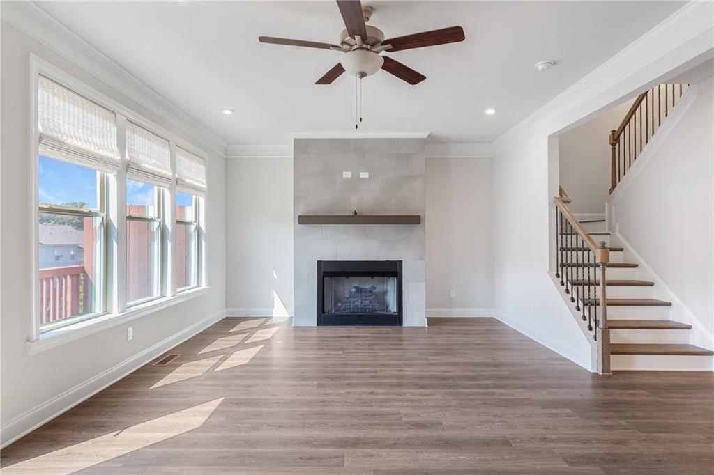 1387 Live Oak Lane