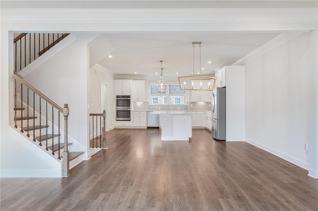 1387 Live Oak Lane