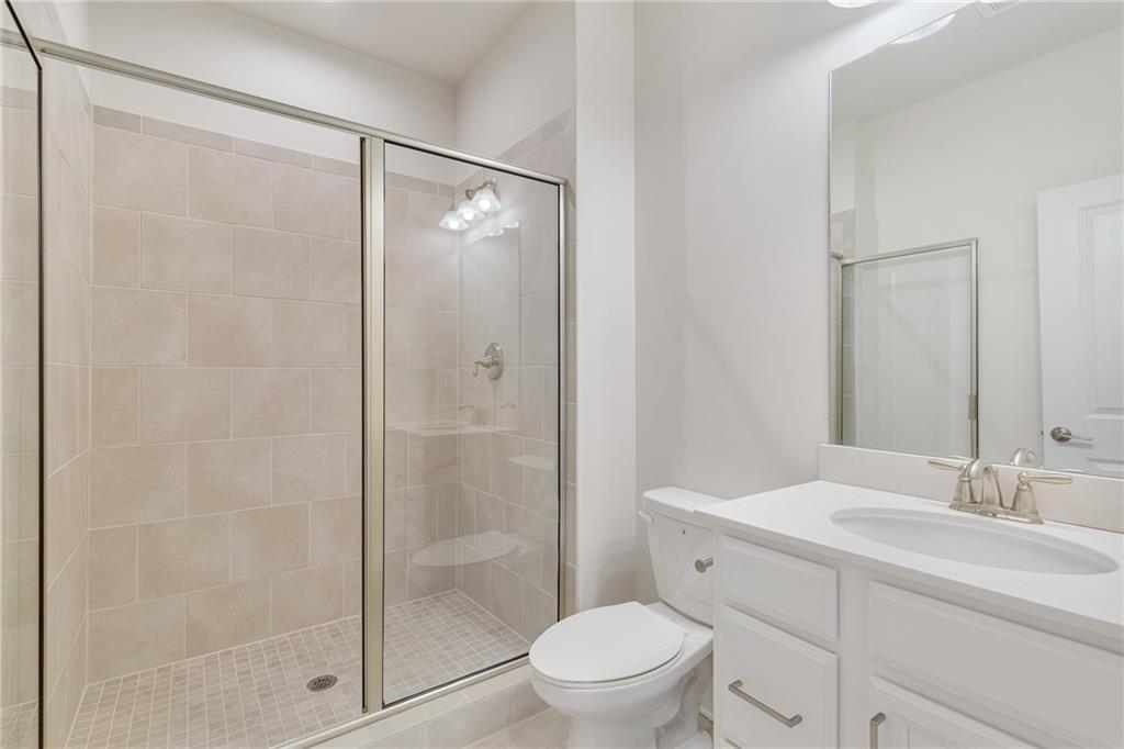 1387 Live Oak Lane