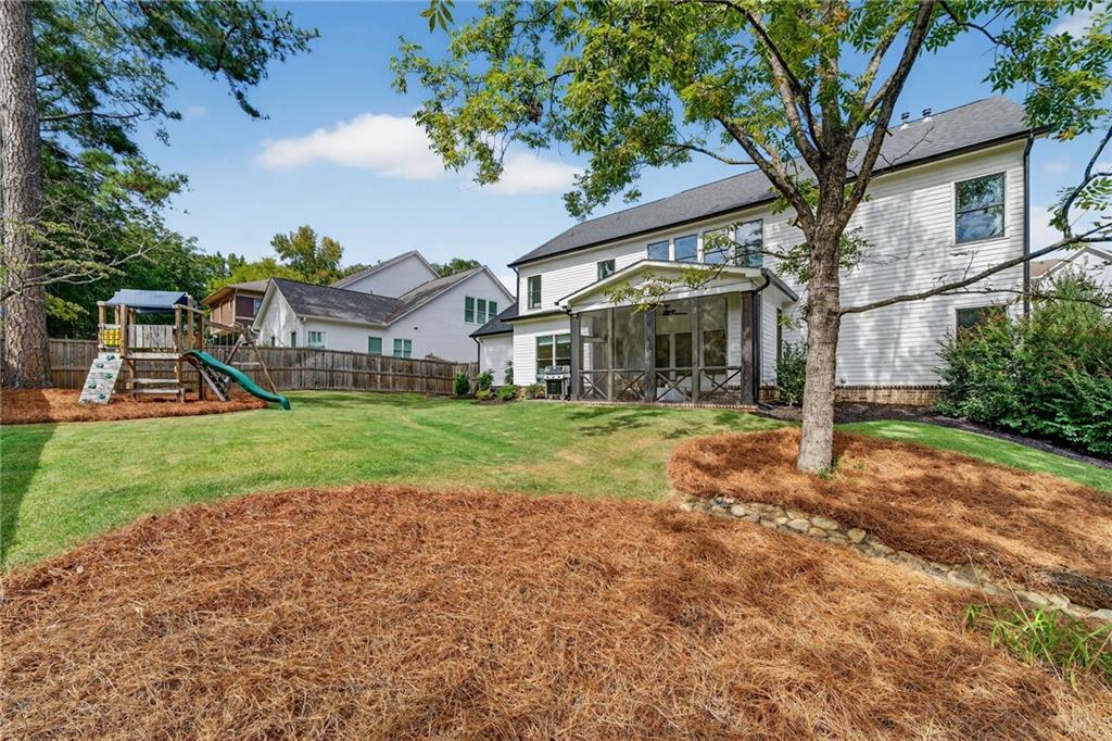 1333 Sunland Drive NE