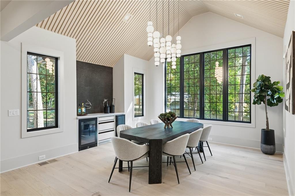 5845 Greenbrier Road