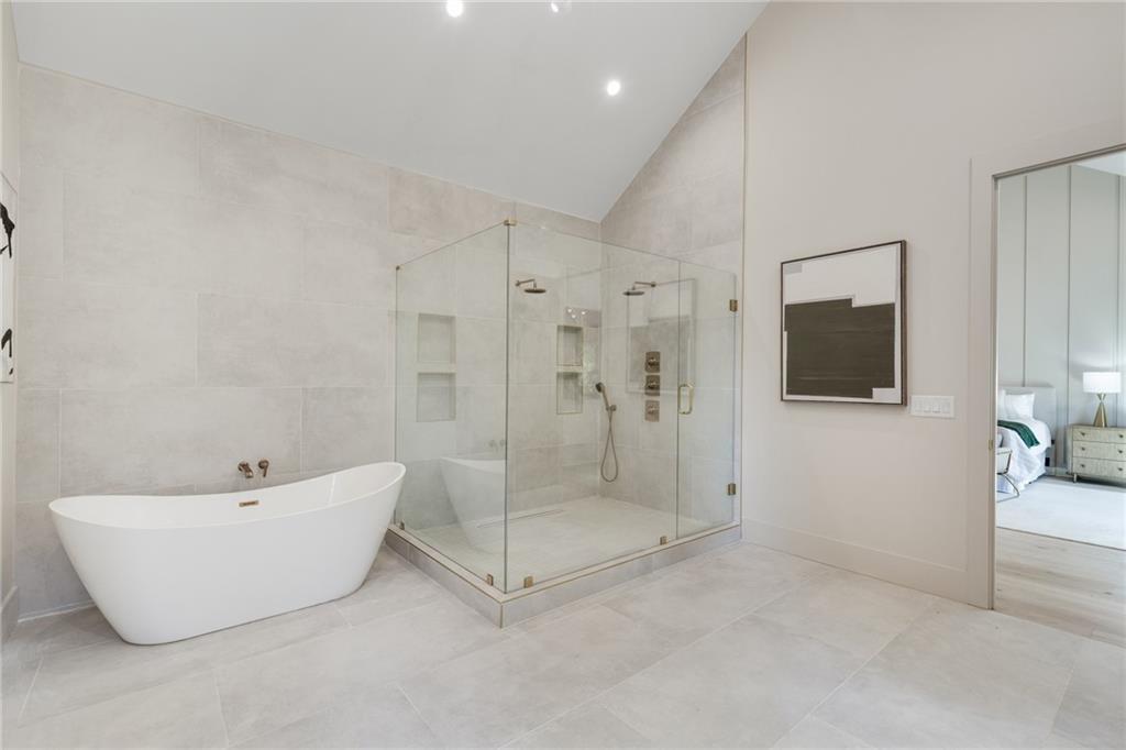 5845 Greenbrier Road