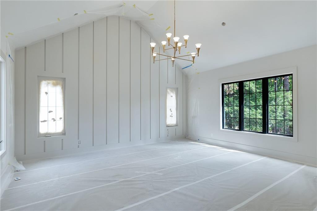 5845 Greenbrier Road