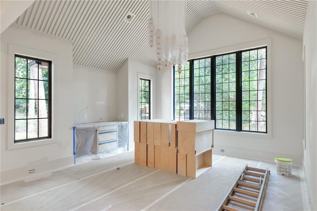 5845 Greenbrier Road