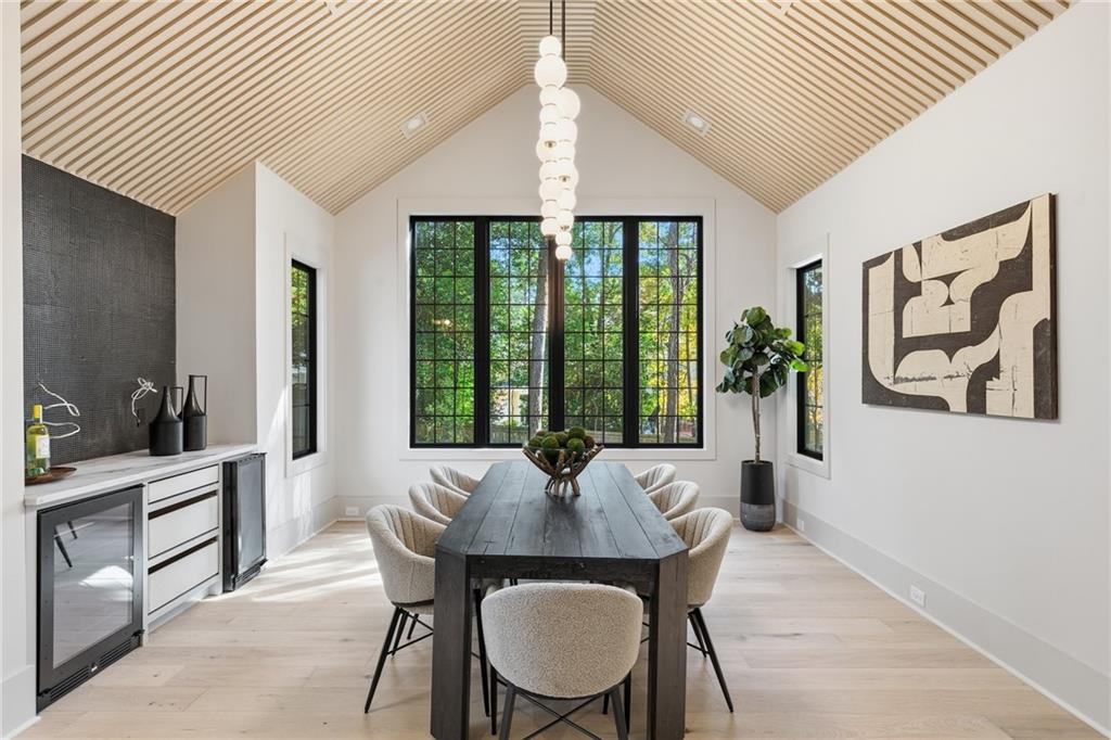 5845 Greenbrier Road