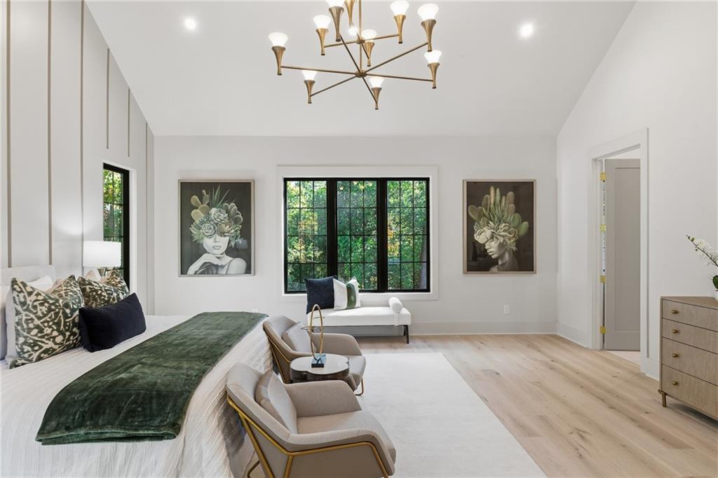 5845 Greenbrier Road