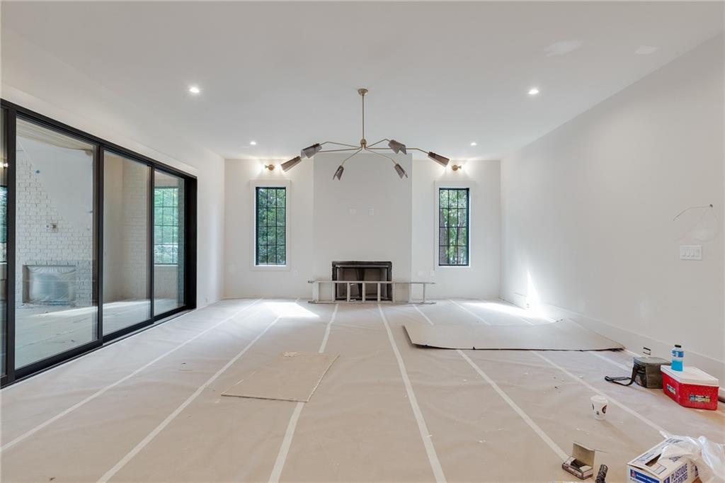 5845 Greenbrier Road